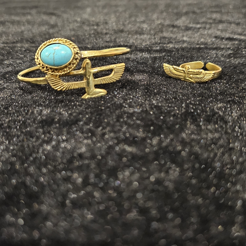 Gold and Turquoise Jewelry Set